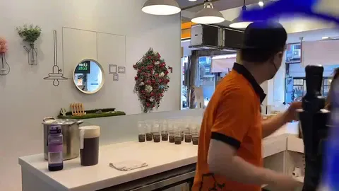 竹科飲料店學員:客戶實做,馬上收到訂單回傳(影片縮圖)